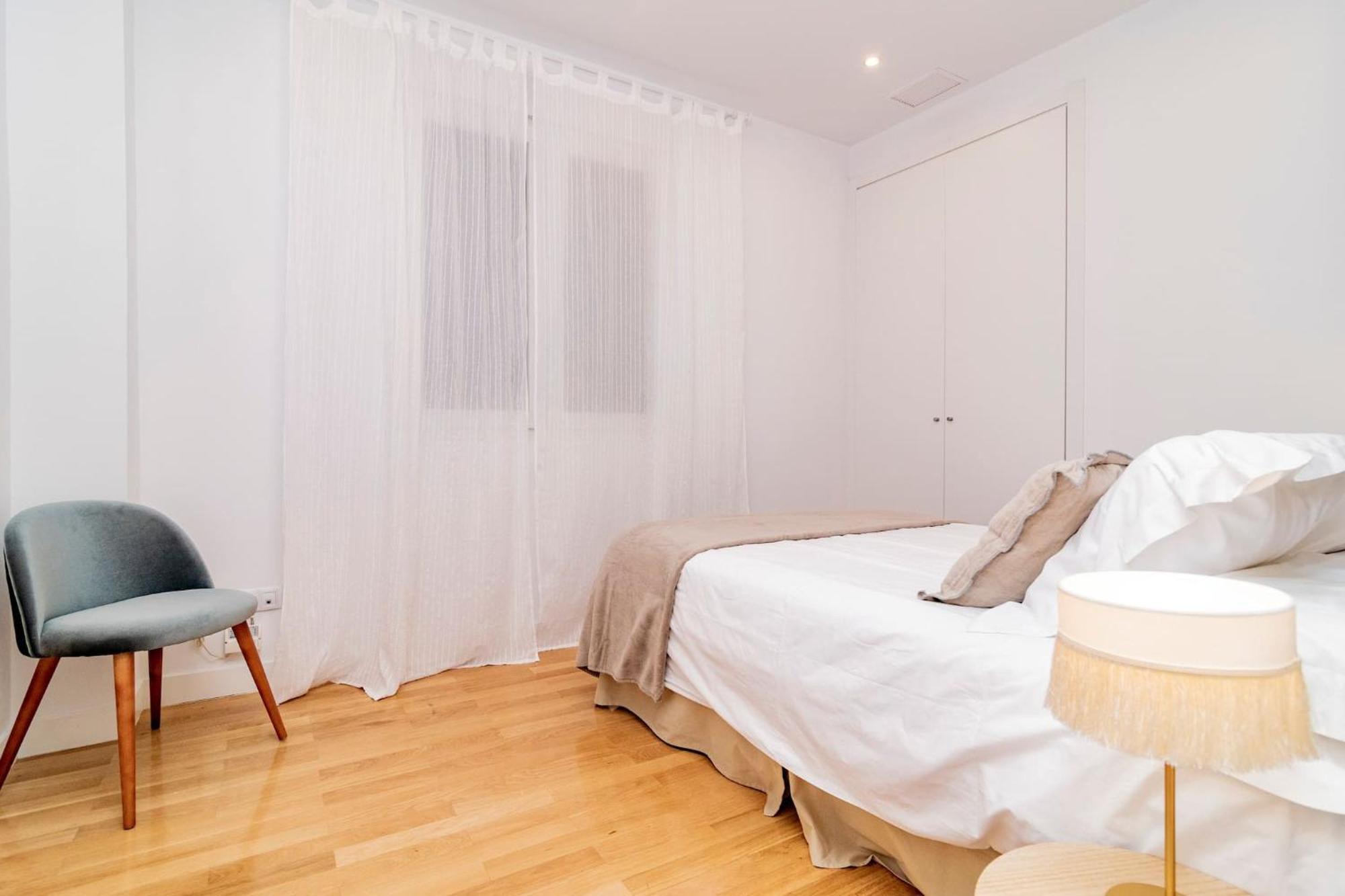 Juan Bravo Suites Madrid Exterior foto